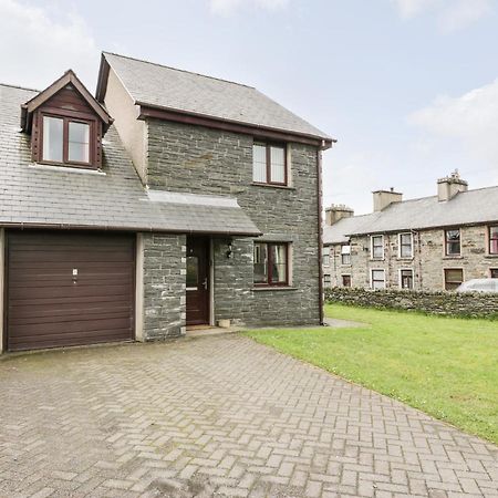 6 Stad Yr Ysgol Blaenau Ffestiniog Exterior photo